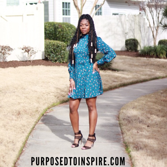 Meet your Posher, Sheena - Picture 3 of 3